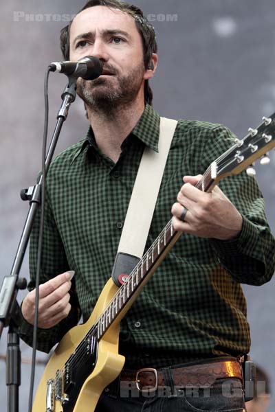 THE SHINS - 2012-08-24 - SAINT CLOUD - Domaine National - Scene de la Cascade - 